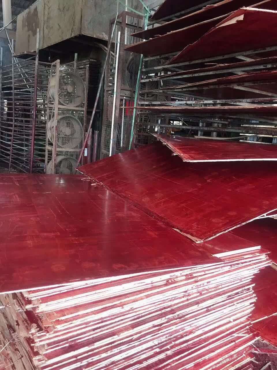 廠家直銷(xiāo)建筑模板，彩色瀝青專(zhuān)用鐵紅，色粉