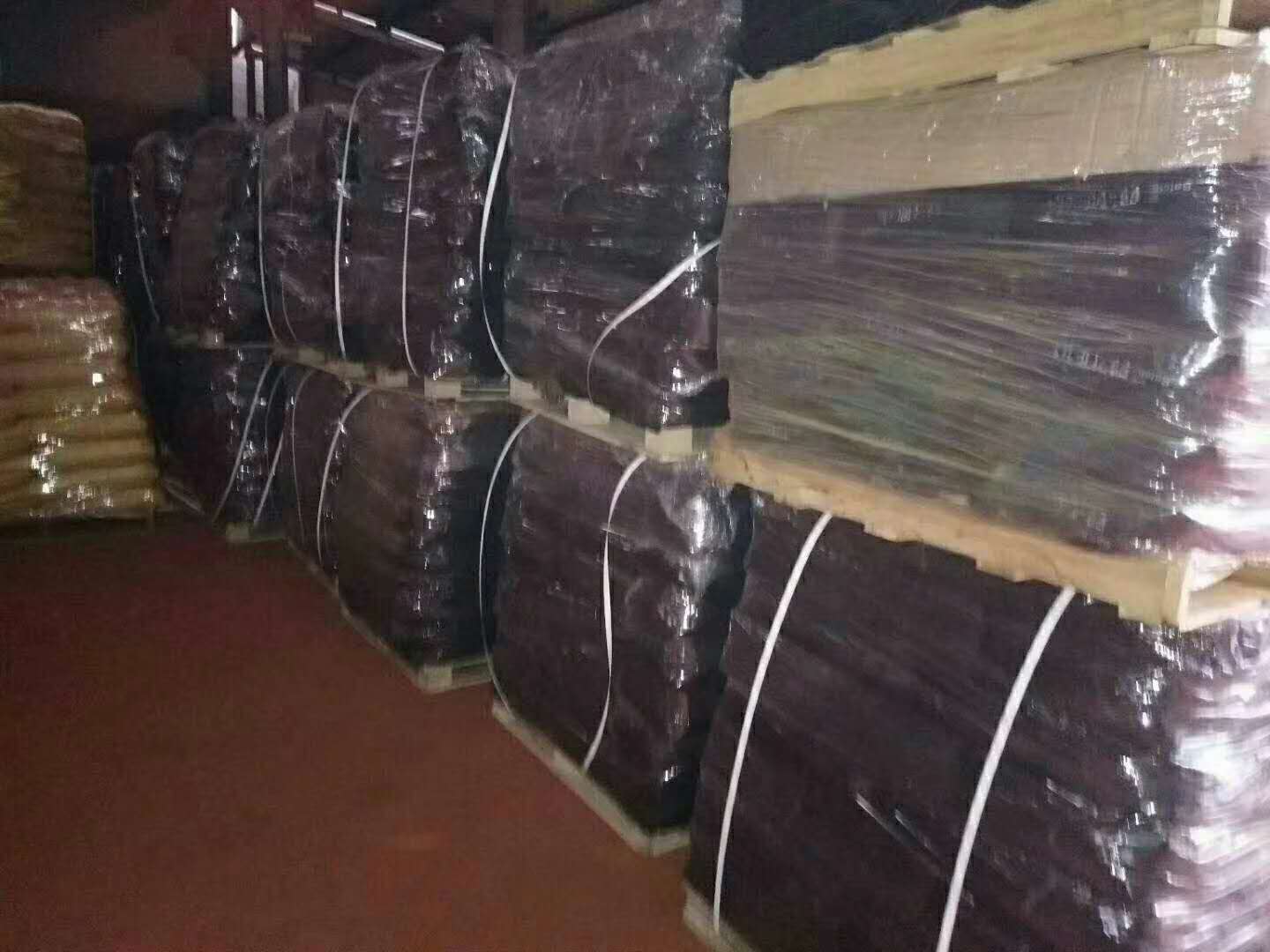 炭黑廠家，廣西炭黑，南寧黑粉，色素炭黑，玻璃膠專用炭黑